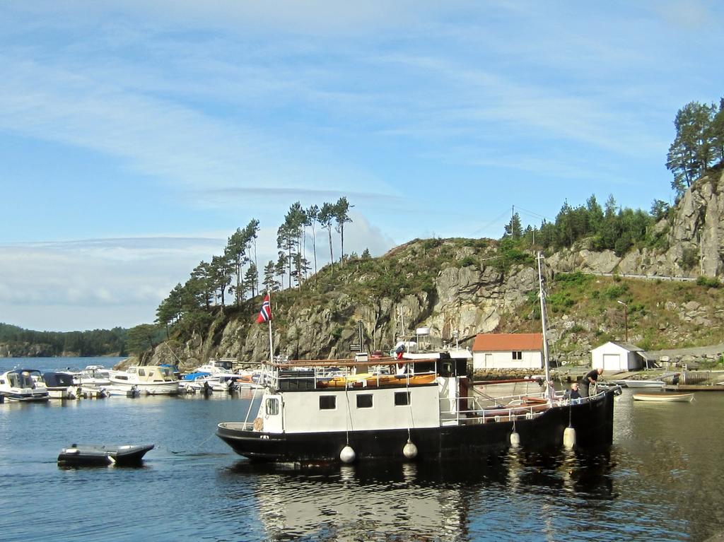 Uggdal Tysnes Sjo Og Fritidアパートホテル エクステリア 写真
