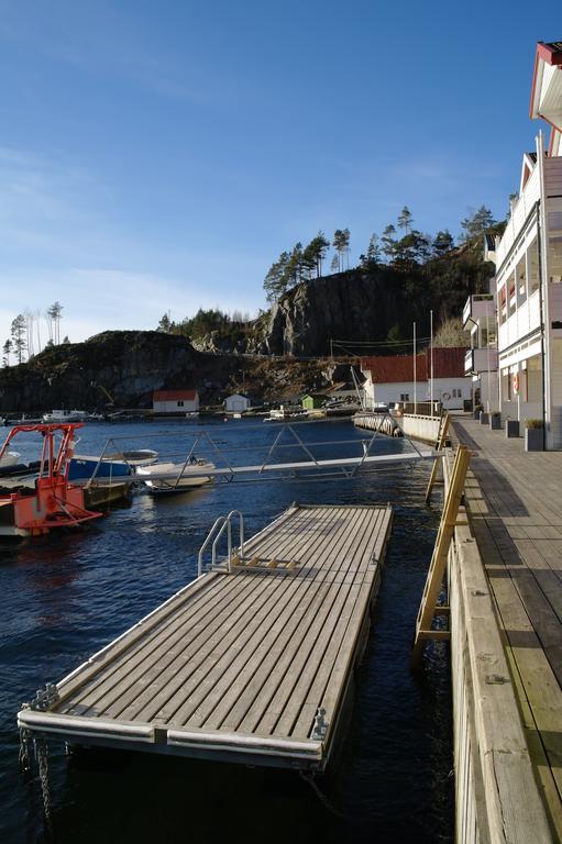 Uggdal Tysnes Sjo Og Fritidアパートホテル エクステリア 写真